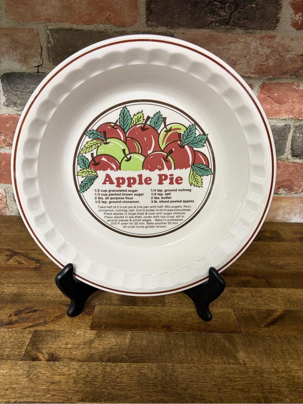 Vintage sunnycraft pie plate.
